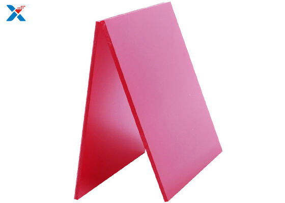 粉砕の抵抗力があるポリカーボネート シートの風防ガラスは特定のサイズにカットされてパネルをはめる